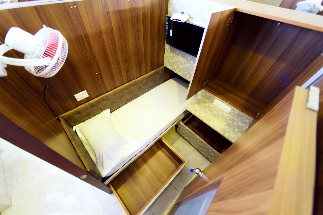 Bedspace- Capsule Ac Hotel Mangaluru Zewnętrze zdjęcie