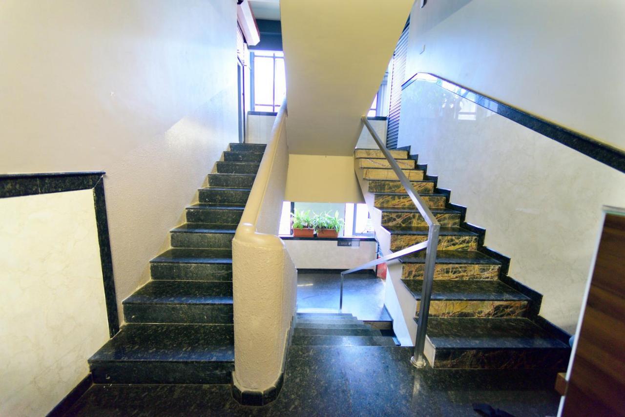 Bedspace- Capsule Ac Hotel Mangaluru Zewnętrze zdjęcie
